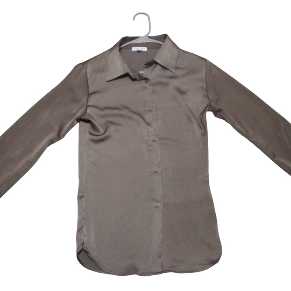 Elegant Women's Blouse